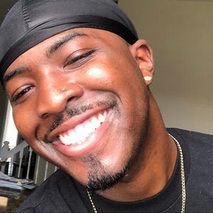 Meet your Posher, Ennis